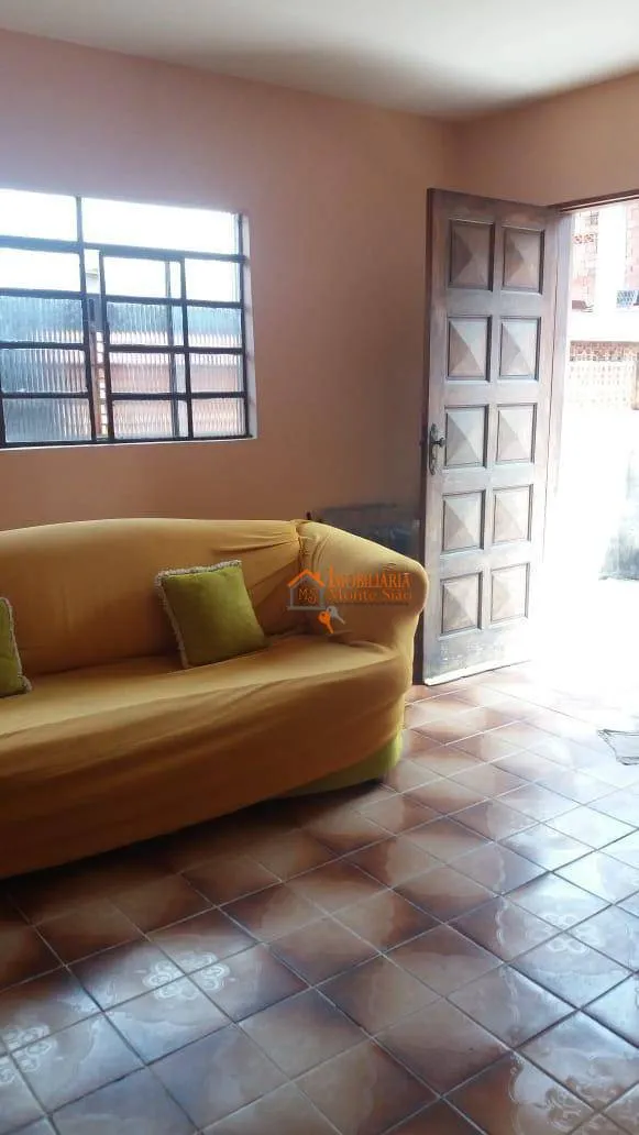 Imagem Casa com 3 dormitórios à venda, 200 m² por R$ 360.000,00 - Jardim Novo Portugal - Guarulhos/SP