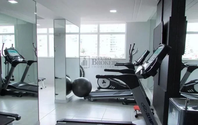 Imagem Apartamento com 3 suítes à venda no Centro de Balneário Camboriú/SC
