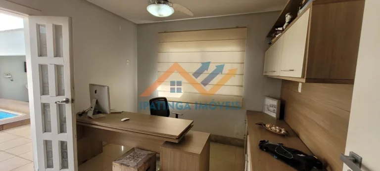 Imagem Casa de 4 quartos e 3 vagas de garagem no Imbaúbas