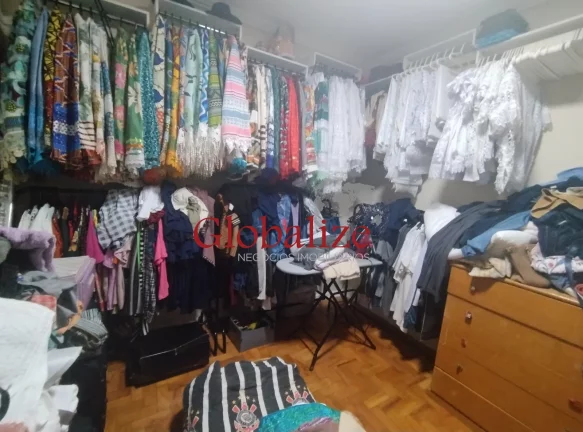 Imagem Apartamento reformado com 3 dormitórios no bairro da Aparecida em Santos por R$680.000,00