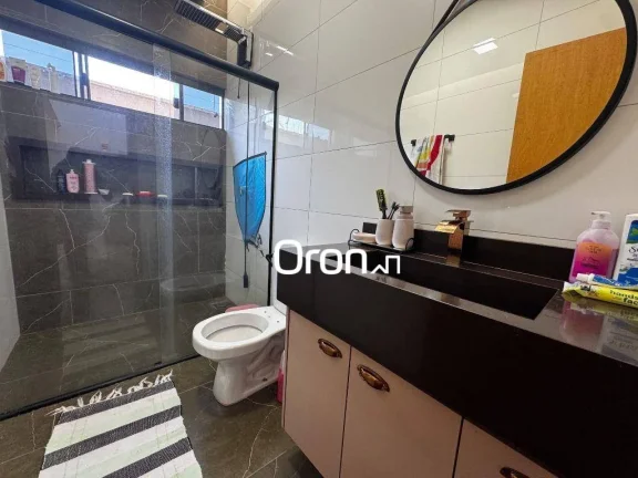 Imagem Casa com 3 dormitórios à venda, 187 m² por R$ 980.000,00 - Residencial Barravento - Goiânia/GO