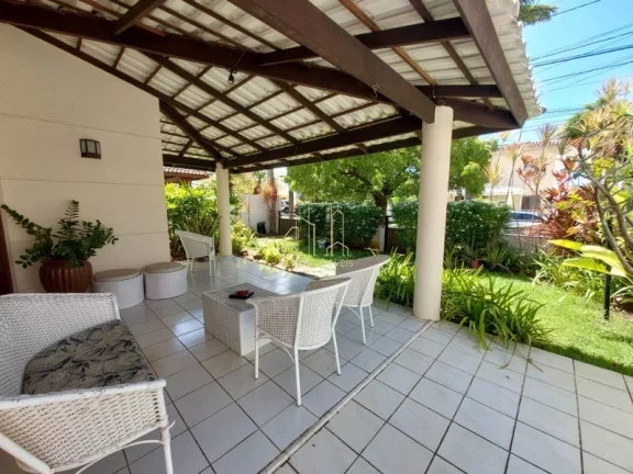 Imagem Casa de Luxo em Condomínio: 4 Quartos, 3 Suítes, 3 Salas em Piatã, Salvador-BA - 230m² de Pura Elegância e Conforto!