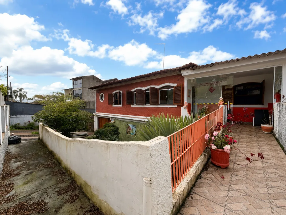 Imagem Casa comercial para venda em Suíssa, 470m2