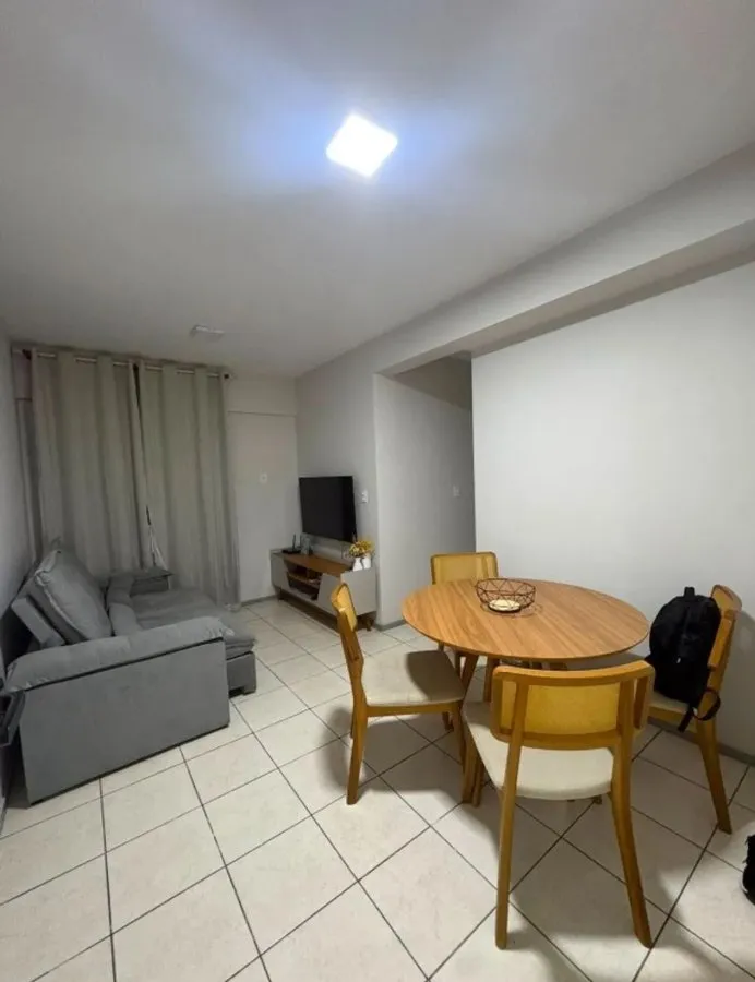 Imagem Apartamento em Condomínio 2 Quartos com Suíte no 1º Andar - 50m²