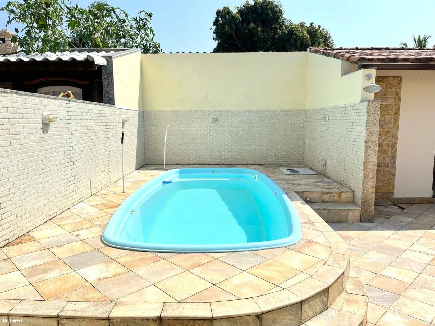 Imagem Casa para Venda em Araruama, Veneza (Praia Seca), 2 dormitórios, 2 suítes, 1 banheiro, 1 vaga