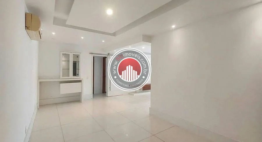 Imagem Apartamento a Venda no bairro Recreio dos Bandeirantes - Rio de Janeiro, RJ