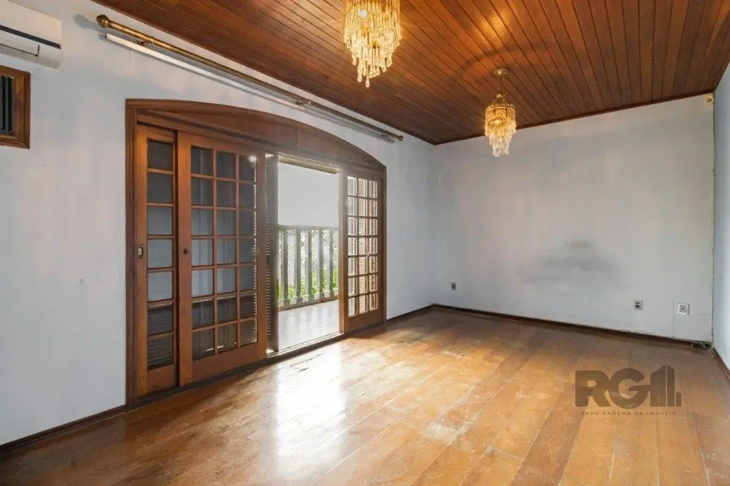Imagem Casa com 3 dormitórios no bairro Passo das Pedras