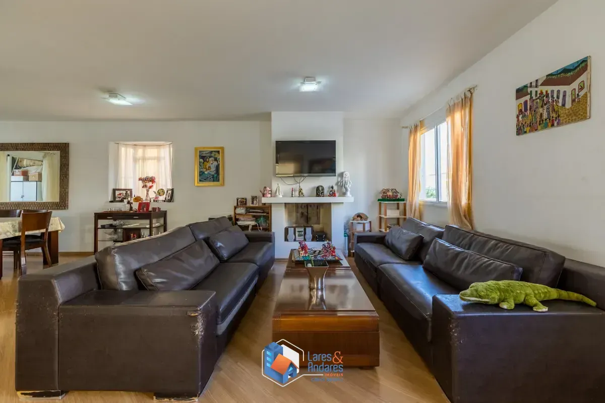 Imagem Casa no condomínio Villa Novas Tatuapé 1 para venda com 3 quartos, sendo 3 suítes, 180m²