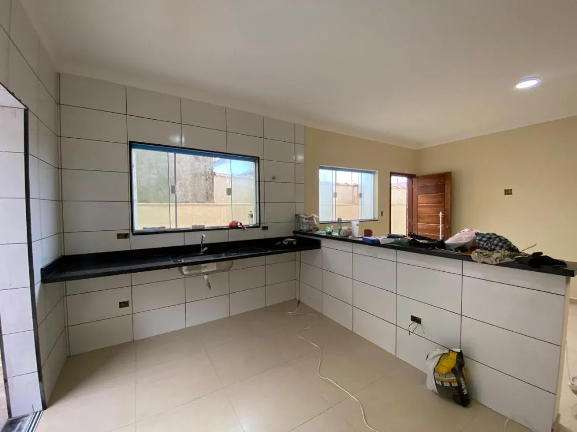Imagem CASA NOVA COM PISCINA E ACEITA FINANCIAMENTO BANCÁRIO NO JARDIM JAMAICA EM ITANHAÉM