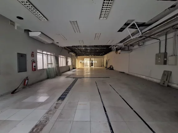Imagem Prédio Comercial Inteiro para Locação em São Paulo-SP, Campo Belo: 486m², 3 Banheiros, 2 Vagas de Garagem!