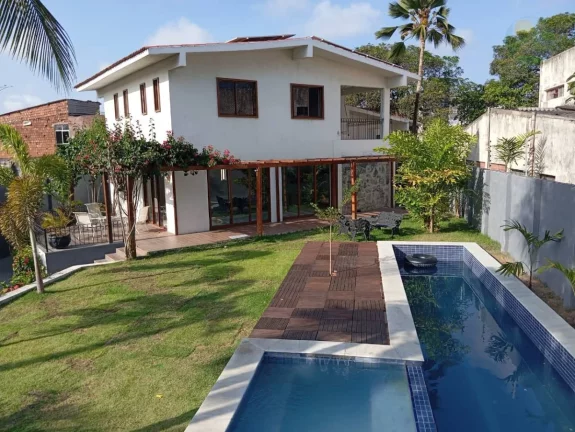 Imagem Casa alto padrão, 04 quartos, piscina, para alugar em Piedade, Jaboatão dos Guararapes - PE.