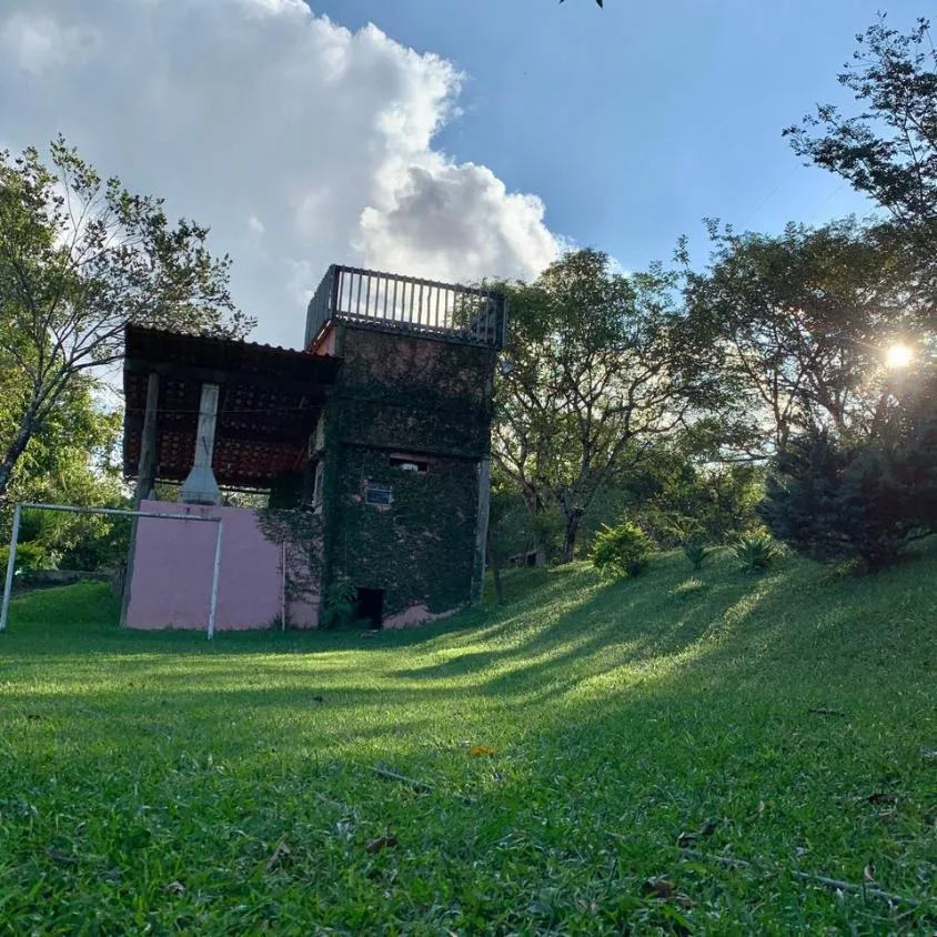 Imagem Vendo um excelente sítio em Betim/MG com 4,9 hectares