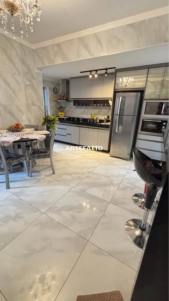 Imagem Casa com 3 dormitórios no bairro Santo Agostinho