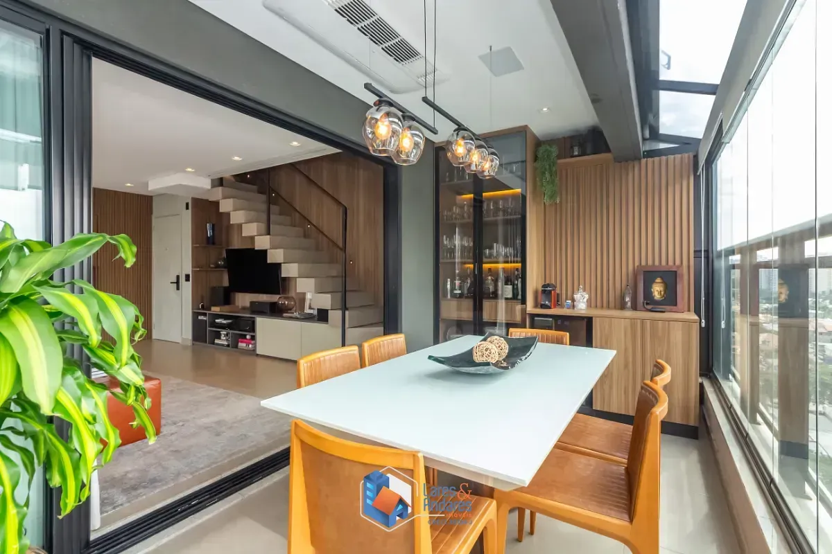 Imagem Cobertura para venda em Indianópolis com 2 quartos, sendo 2 suítes, 120m²
