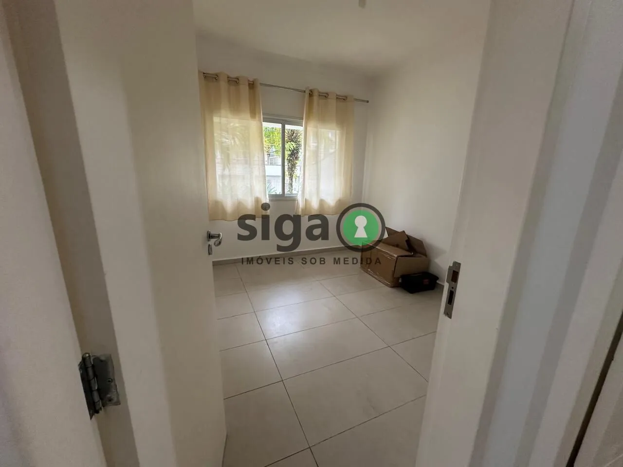 Imagem Oportunidade Casa Ampla com 3 Suítes, Churrasqueira e Área Gourmet