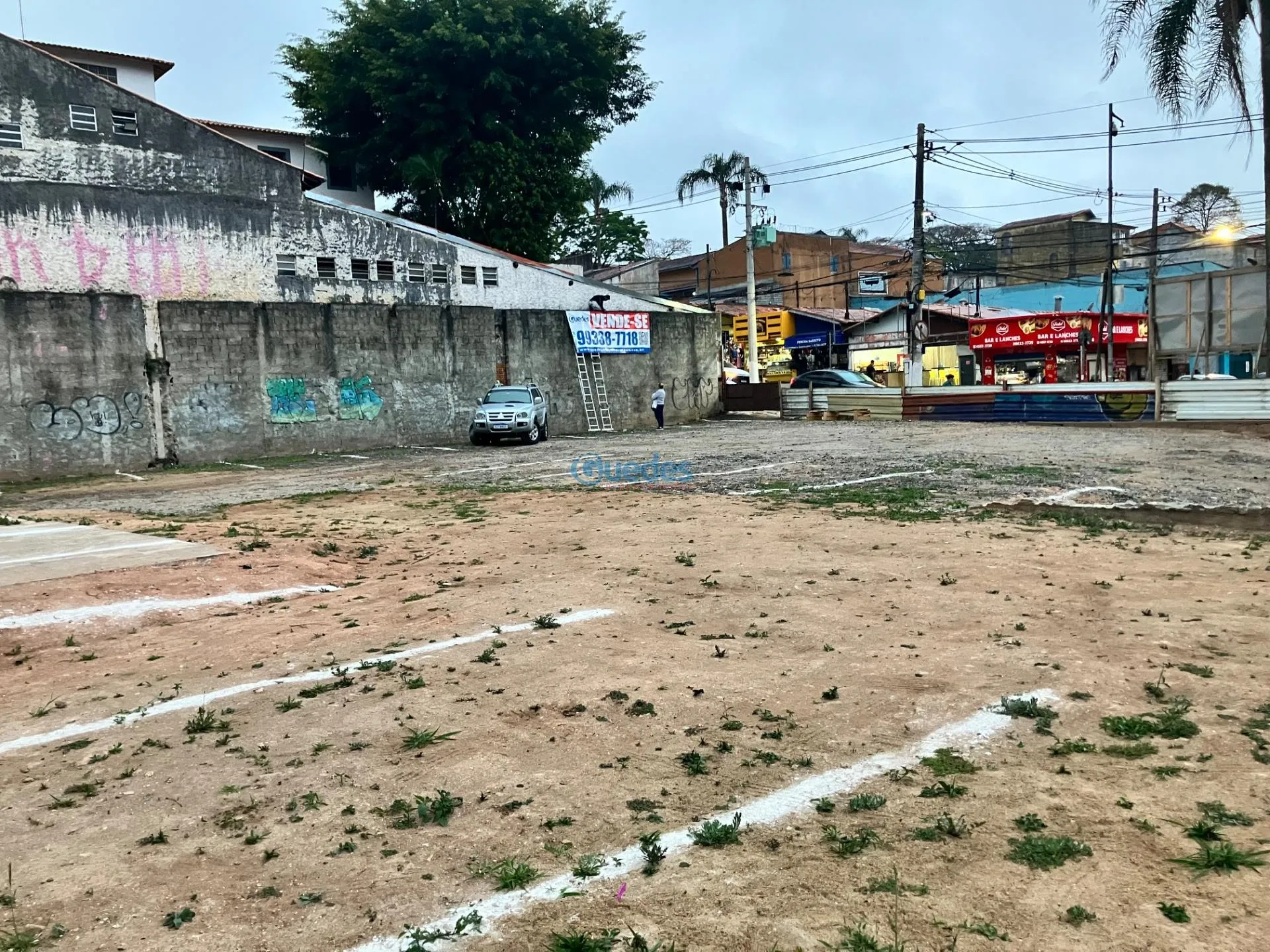 Imagem Área Comercial no Centro de Embu das Artes, 922m² à Venda