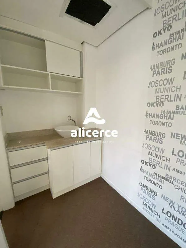Imagem Sala à venda com , 33m² em Centro Florianópolis
