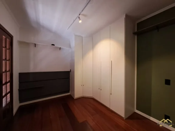 Imagem Casa com 433m² à Venda por R$2.800.000,00 com fino acabamento no Jardim Novo Mundo - Jundiaí/SP