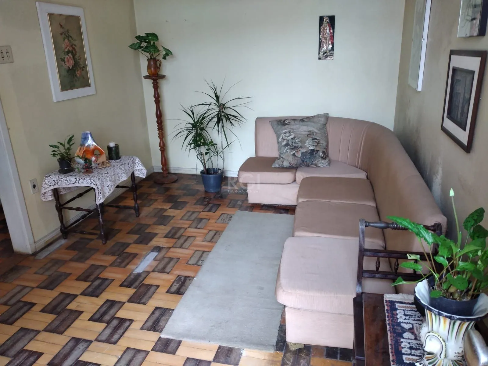 Imagem Casa para Venda - 85m², 3 dormitórios, 1 vaga - Petrópolis