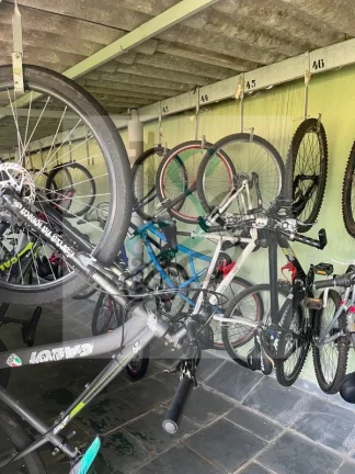Imagem Venda de apartamento Santa Catarina no Pq Res, Campinas. 2 dormitórios, sala, cozinha, lavanderia, banheiro, vaga de garagem e moto, 57 m² út