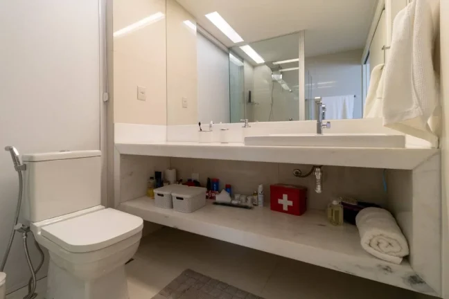 Imagem Apartamento fica a um quarteirão da Praça Marília de Dirceu !!!!!