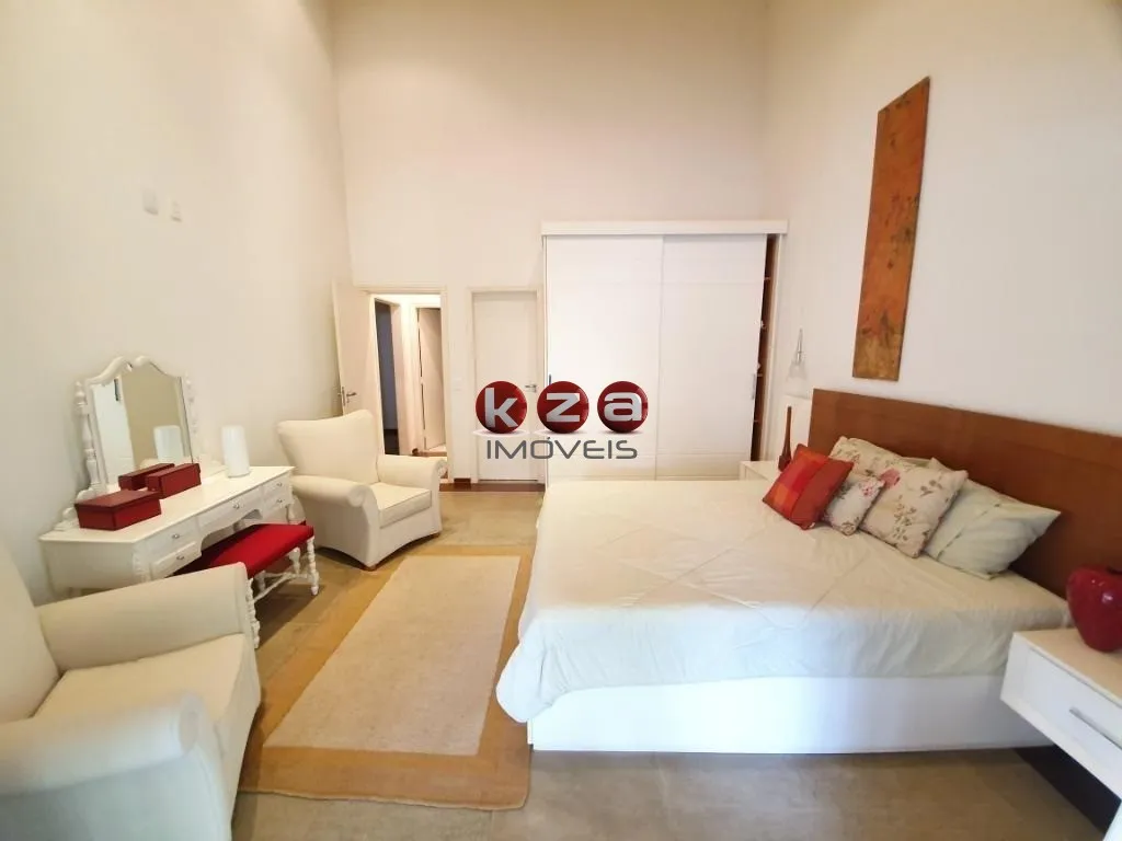 Imagem Chácara de Luxo à Venda em Valinhos-SP 2 quartos, 2 salas, 7 banheiros, 50 vagas de garagem 400m² de área Imperdível!