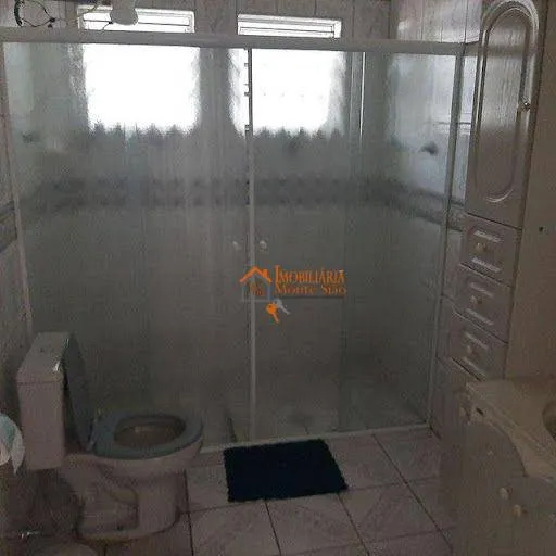 Imagem Sobrado com 4 dormitórios à venda, 400 m² por R$ 1.100.000,00 - Jordanópolis - Arujá/SP