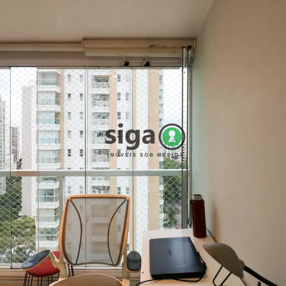 Imagem Apartamento Mobiliado com Suíte e Varanda no Melhor do Campo Belo.