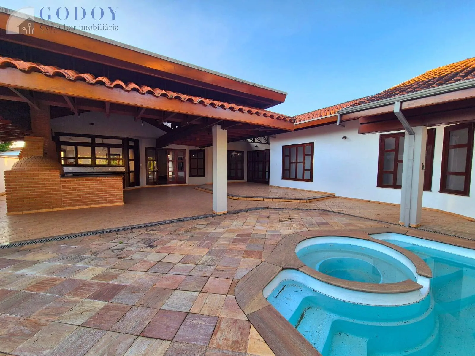 Imagem Casa Térrea de Alto Padrão no Condomínio Village Paineira