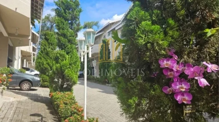 Imagem Seu refúgio perfeito em um charmoso condomínio! Encante-se com esta bela casa de 3 dormitórios, sendo 1 suíte.
