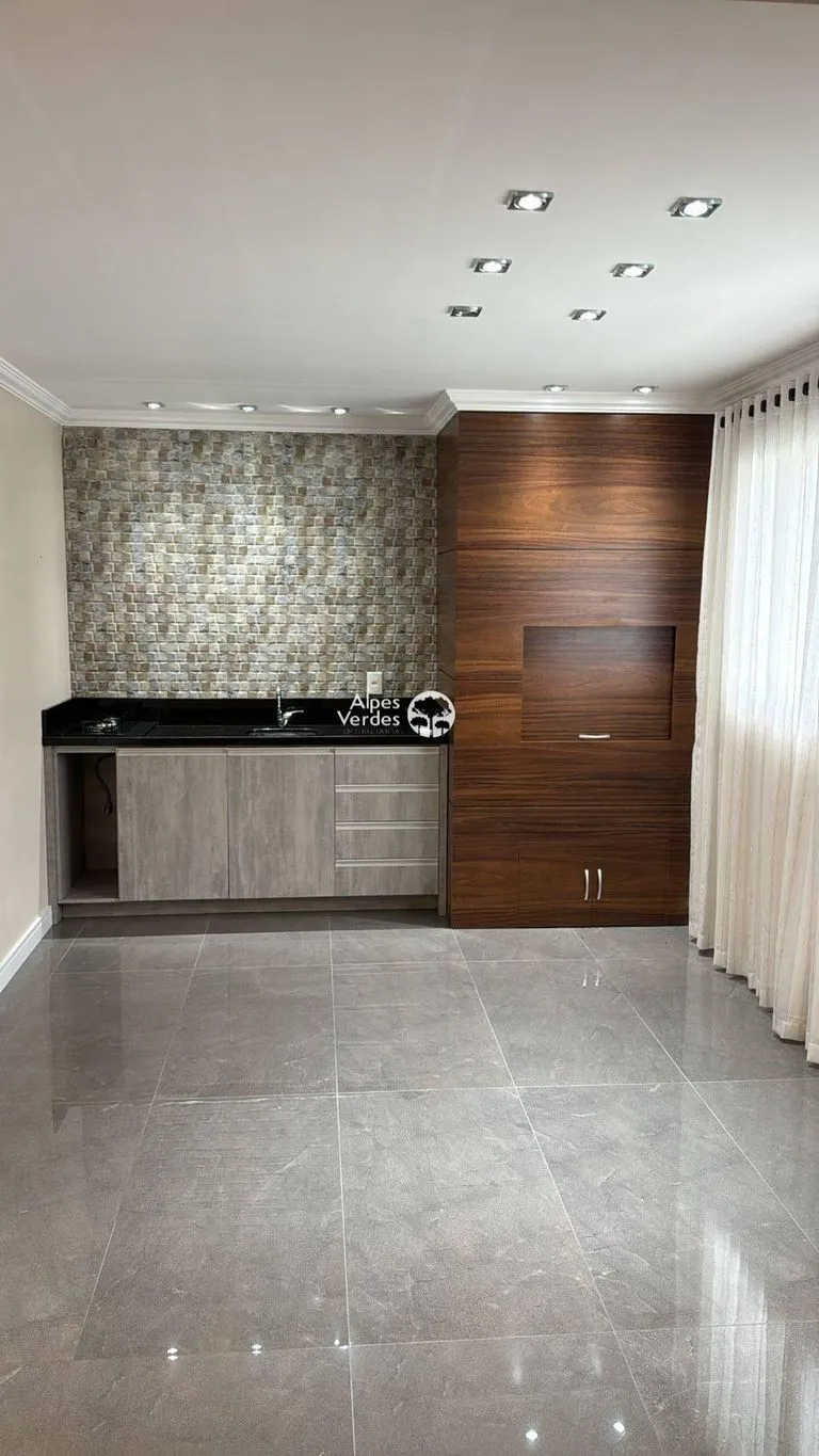 Imagem Vende-se casa próx ao centro de Gramado- 3 Quartos- R$2.620.000,00
