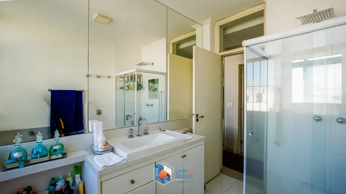 Imagem Apartamento para venda em Santa Cecília com 3 quartos, sendo 2 suítes, 190m²