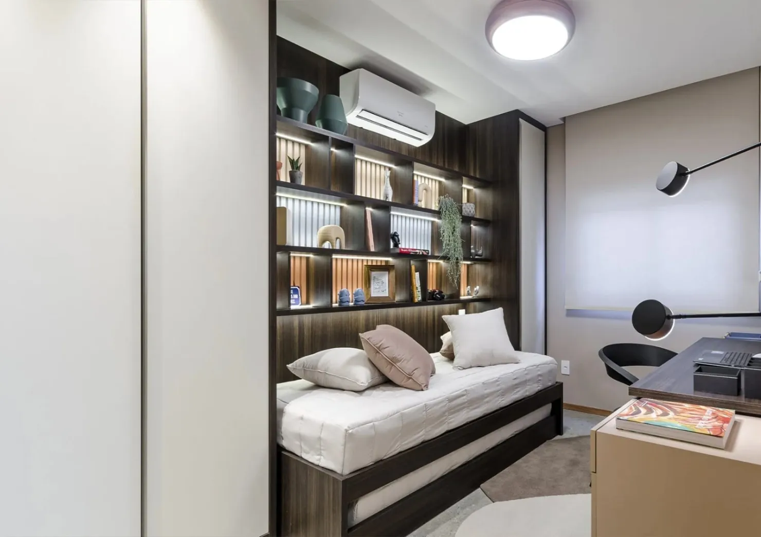 Imagem Apartamento à venda 2 Quartos, 1 Suite, 1 Vaga, 76.11M², Jardim das Nações, Taubaté - SP | Edifício Guaecá