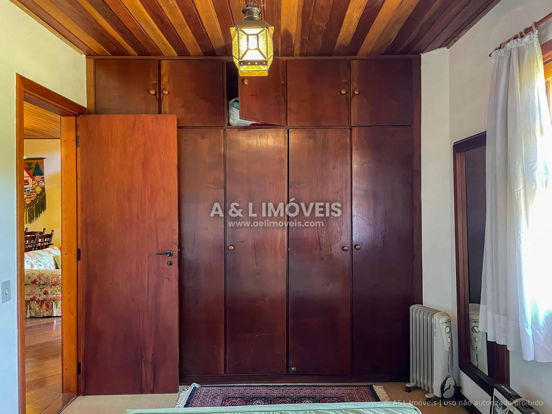 Imagem Apartamento Duplex em Campos do Jordão | 177,89 m² | 3 Suítes e Varanda