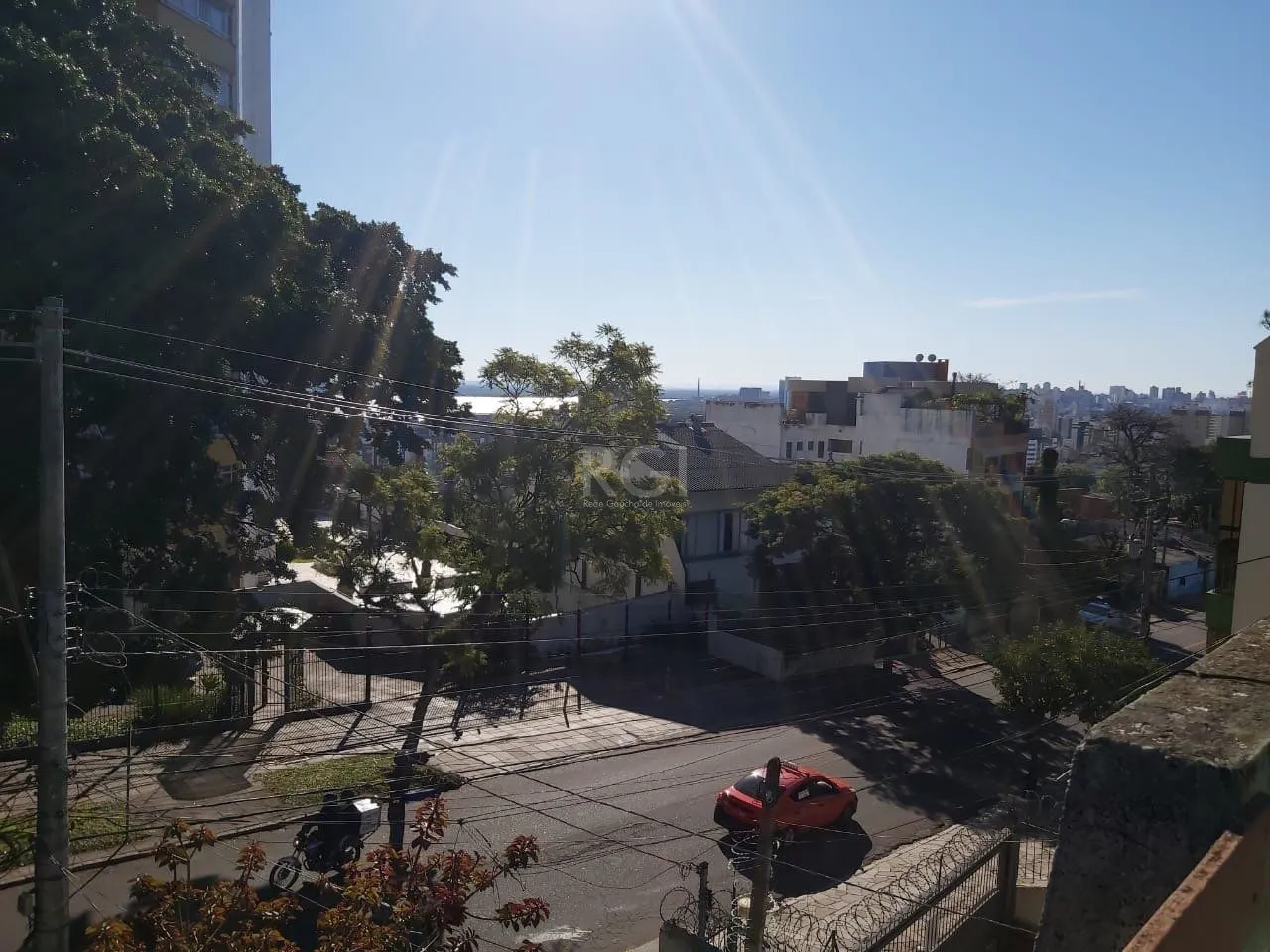Imagem Terreno para Venda - 1043.21m², 0 dormitórios, Menino Deus, Porto Alegre