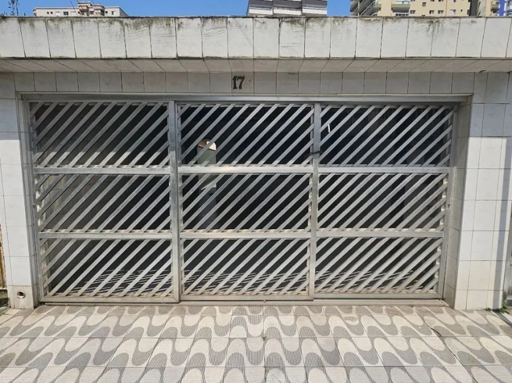 Imagem CASA COM 70,00 m² - AVIAÇÃO - PRAIA GRANDE SP