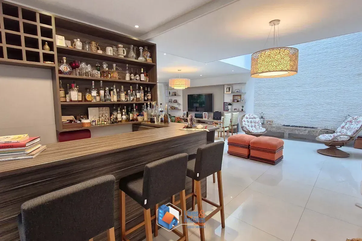 Imagem Casa para venda em Jardim Floresta com 4 quartos, sendo 4 suítes, 617m²