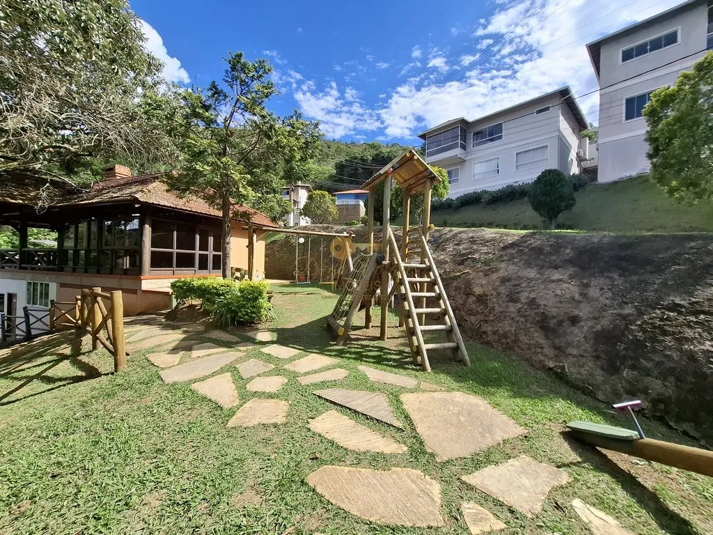 Imagem Terreno em Condomínio para Venda em Teresópolis / RJ no bairro Albuquerque