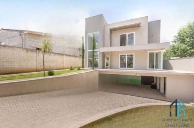 Imagem Sobrado moderno, com amplo terreno, 03 quartos c/suíte, área gourmet, em Campo Largo PR