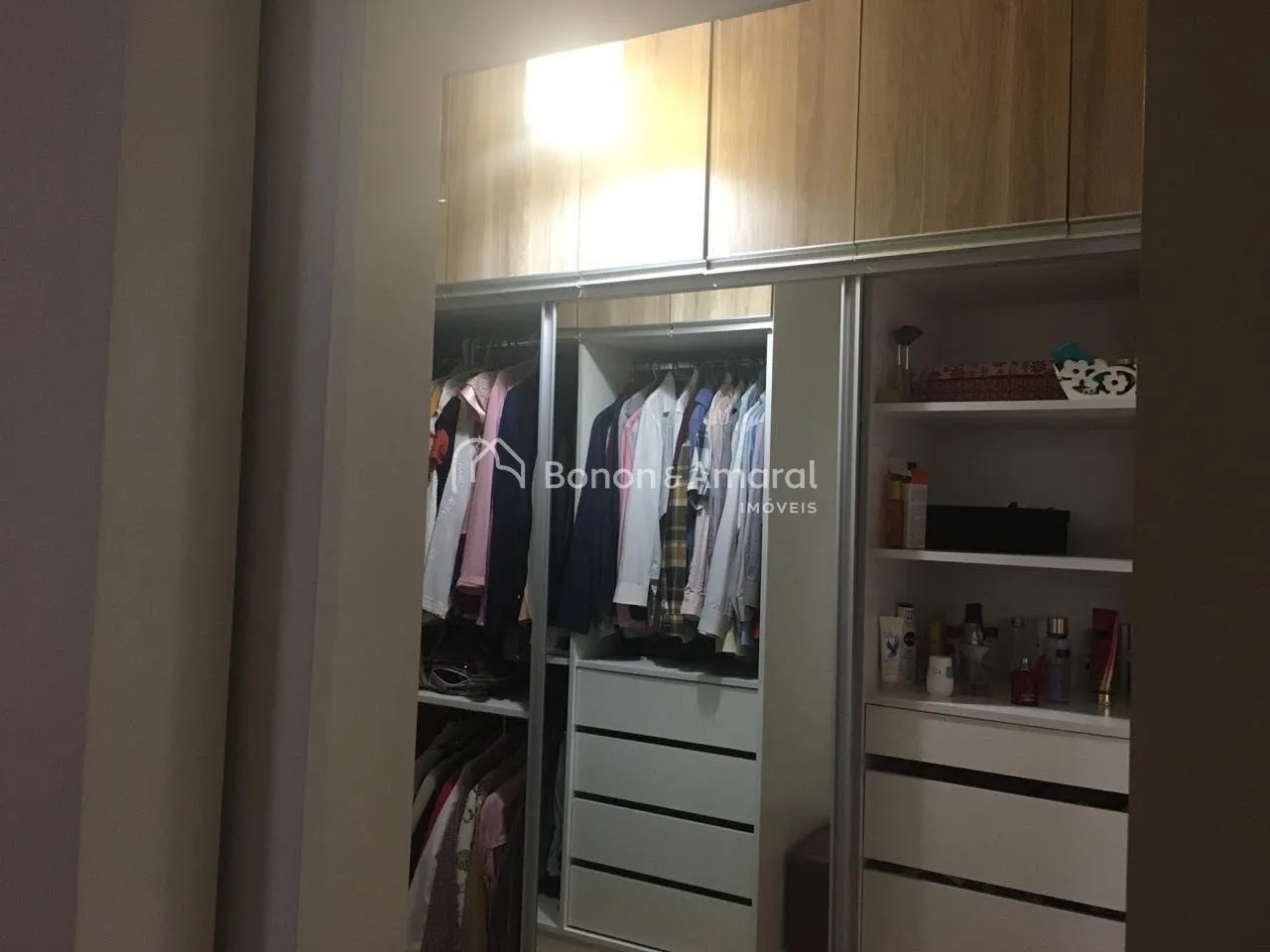 Imagem Casa de Condomínio com 3 Quartos e 5 banheiros à Venda, 220 m² - Valinhos