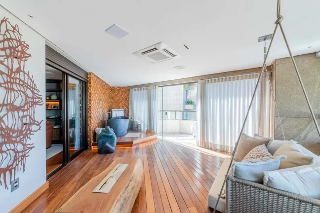 Imagem Apartamento para venda no bairro Moinhos de Vento em Porto Alegre