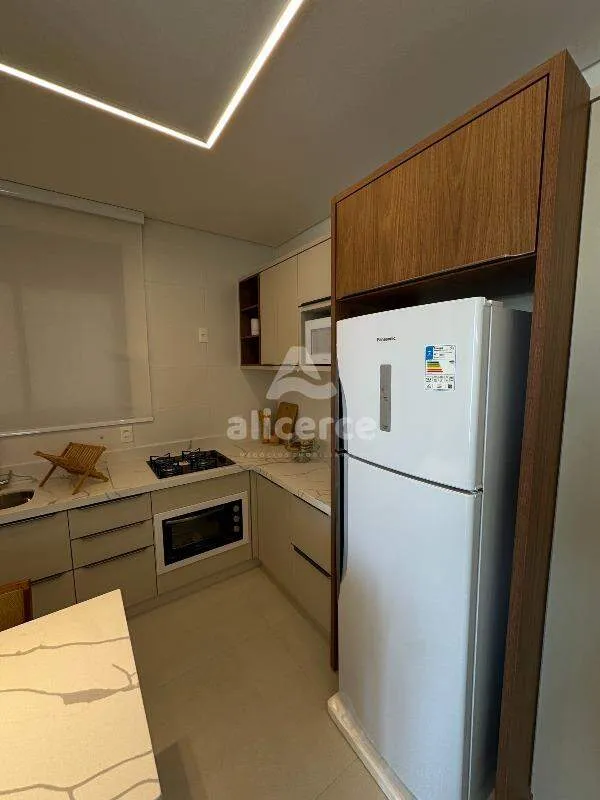 Imagem Apartamento à venda com 2 quartos 1 suíte, 59,49m² em Coqueiros Florianópolis