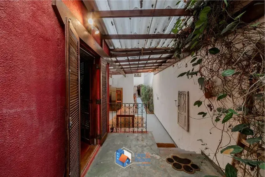 Imagem Casa para venda em Vila Pompéia com 4 quartos, sendo 4 suítes, 231m²