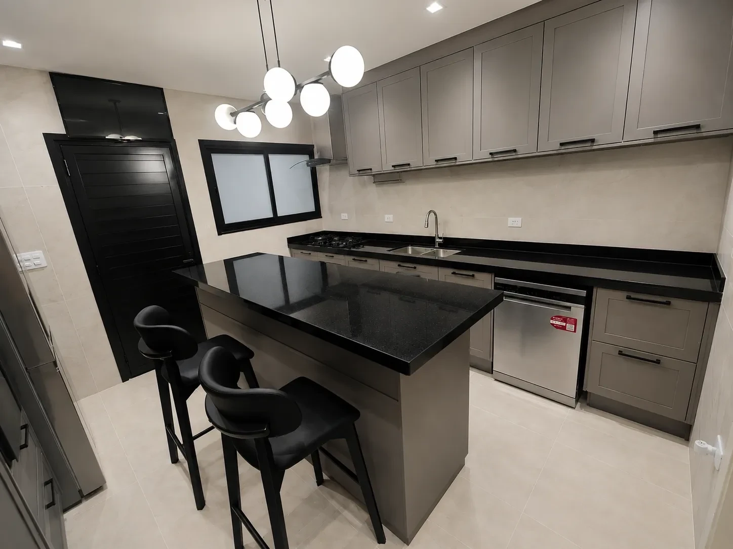 Imagem Sobrado com 5 Quartos à Venda, 271 m² em Jardim Casqueiro - Cubatão