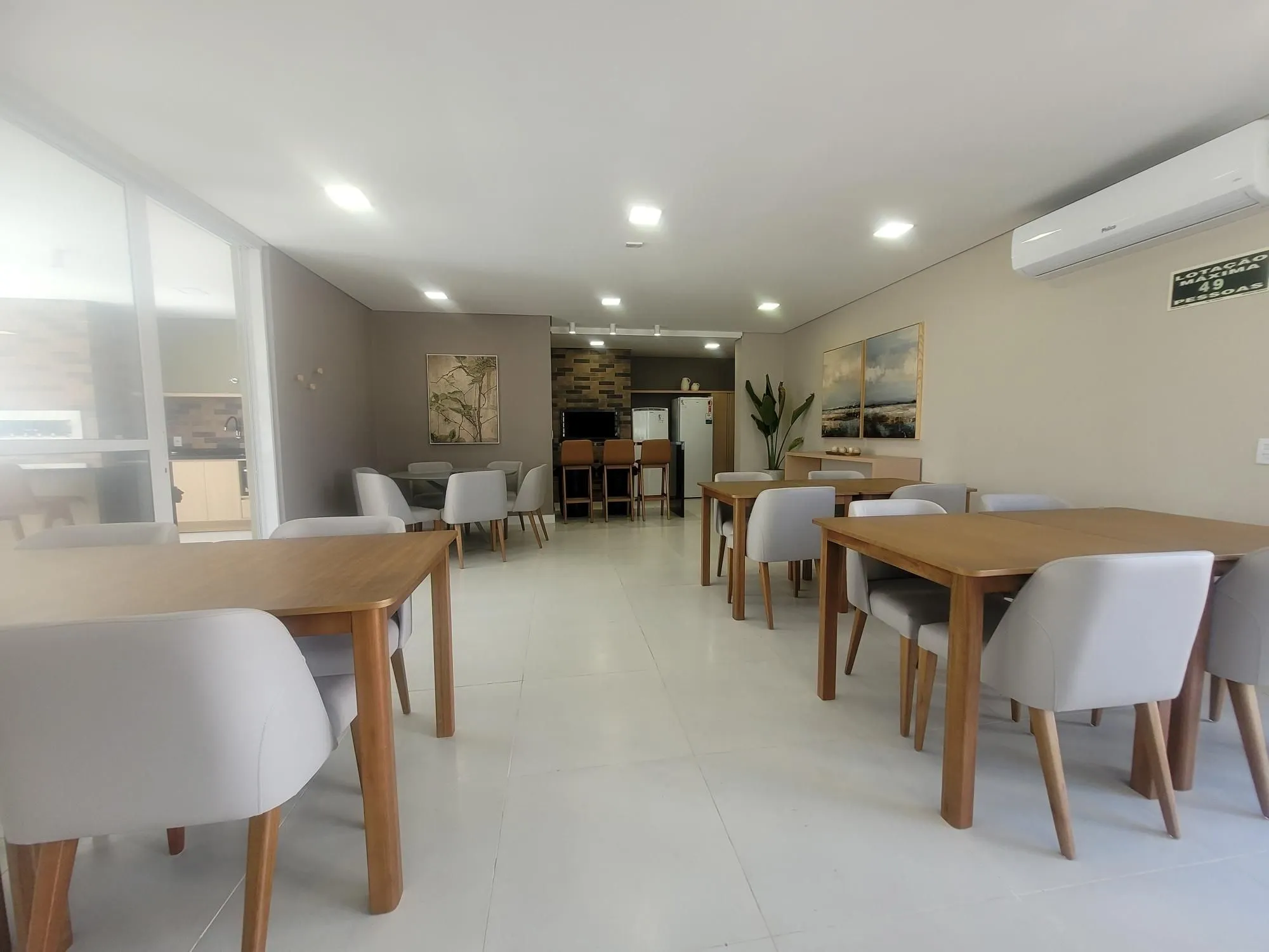 Imagem Excelente apartamento 3 dormitórios com 2 vagas próximo PUC-RS
