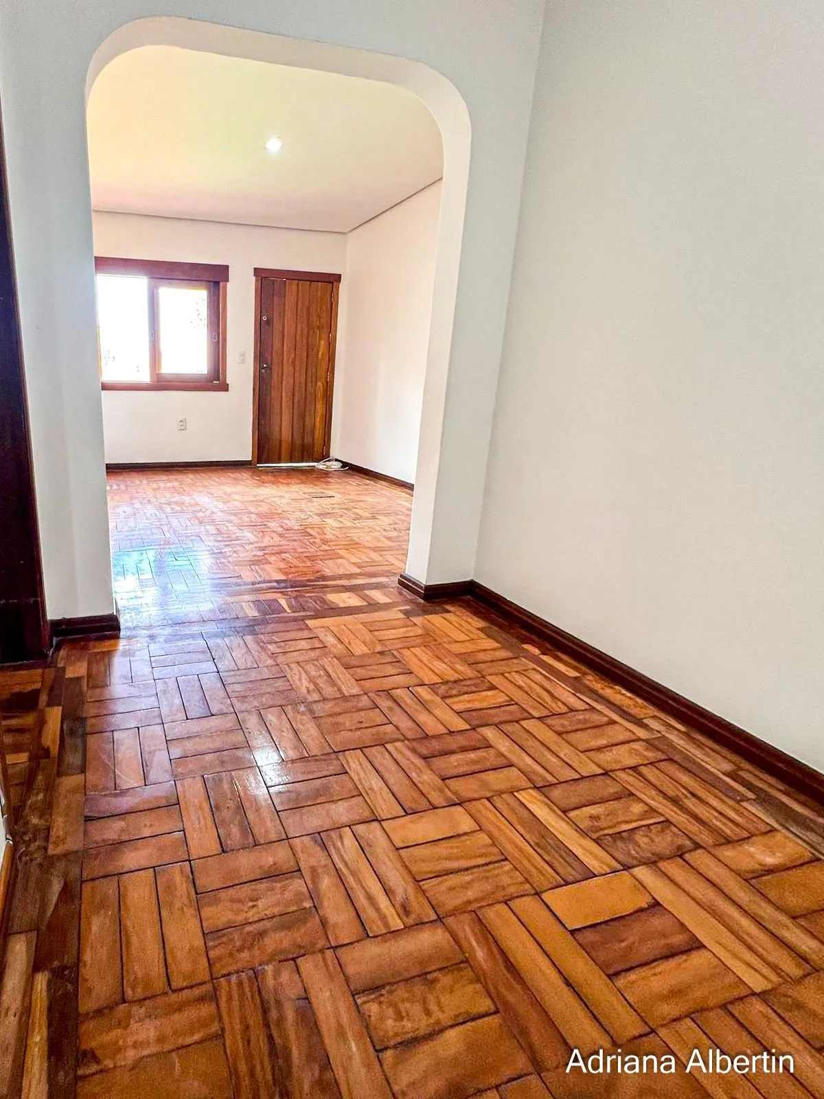 Imagem Casa para Venda - 180m², 3 dormitórios, sendo 1 suites, 2 vagas - Ipanema