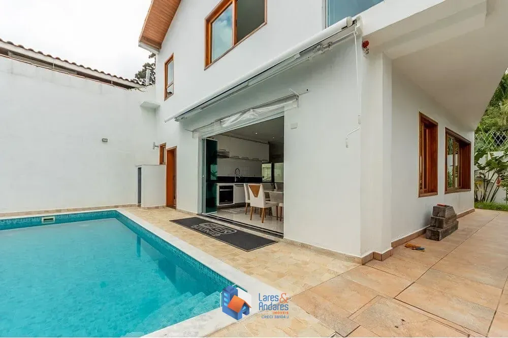 Imagem Casa à venda 3 Quartos 1 Suite 3 Vagas 247M² Guarapiranga São Paulo - SP