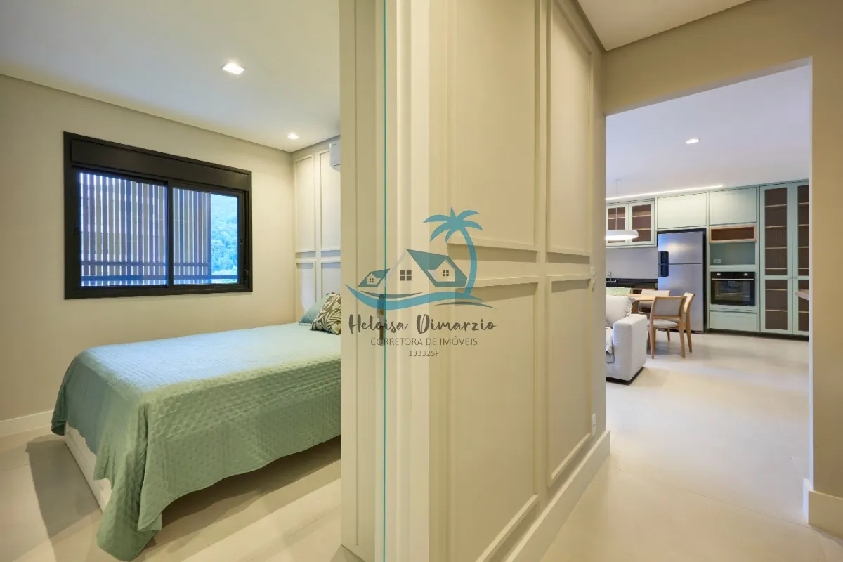 Imagem Apartamento de alto padrão à venda a 70m do mar na Praia da Enseada em Ubatuba
