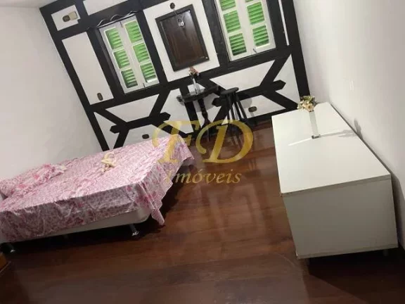 Imagem Casa em Condomínio Fechado