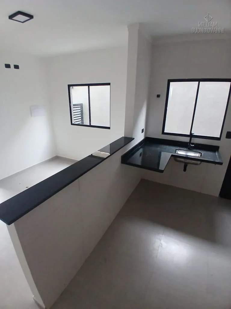 Imagem Seu Novo Sobrado Espera por Você! Conforto, Espaço e Qualidade de Vida